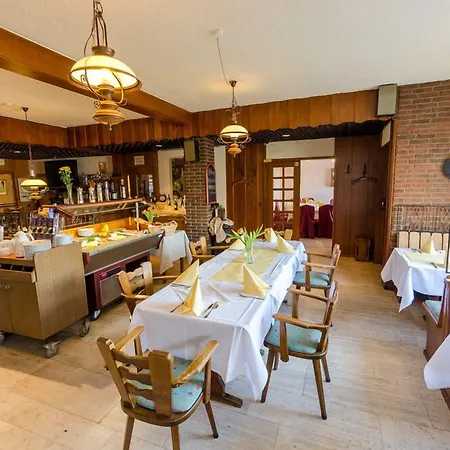 汉堡包乡村旅馆 Nettlingen