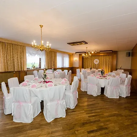 招待所 汉堡包乡村旅馆 Nettlingen