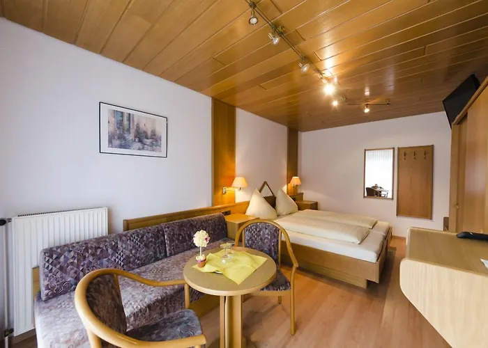 Hamburger Hof Pensión 3*